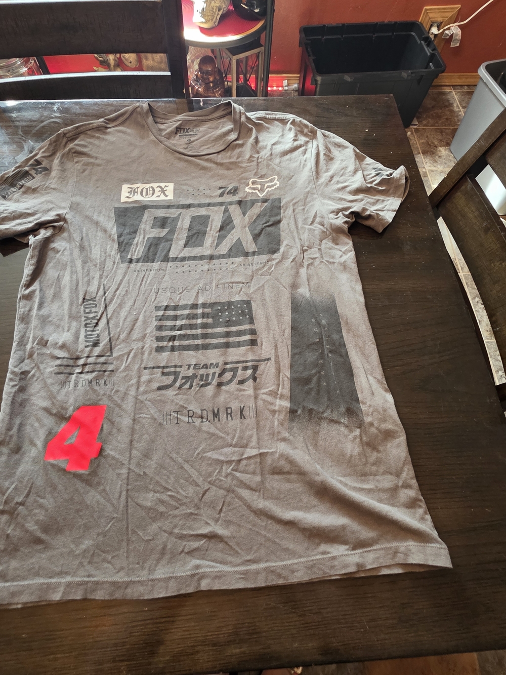 FOX Men's Short Sleeve Graphic Tee in Gray